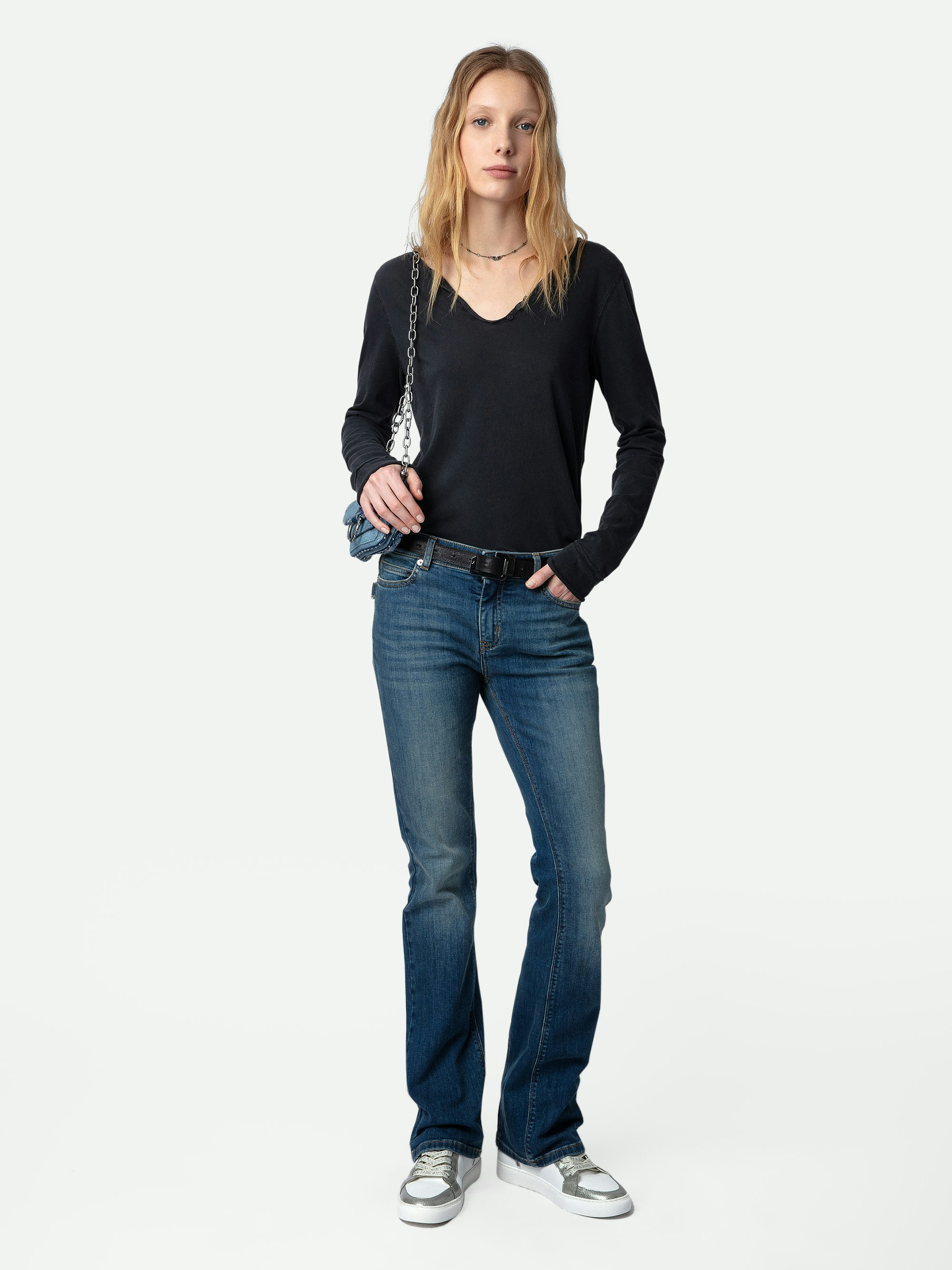 Tunisien Concert - Dark grey organic cotton Henley T-shirt with long sleeves, Concert motif, and skull and wings on the back.